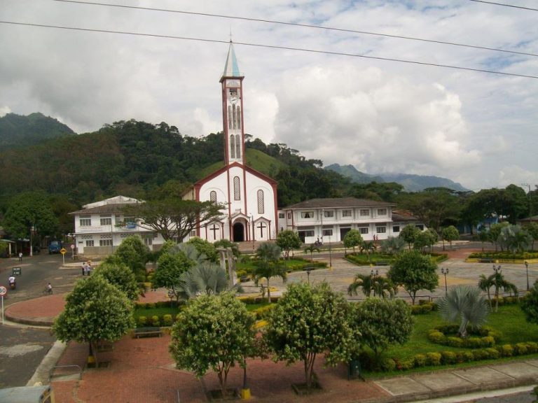 Imagen tomada de: https://www.eltiempo.com/politica/la-peculiar-medida-de-un-alcalde-por-el-coronavirus-485674