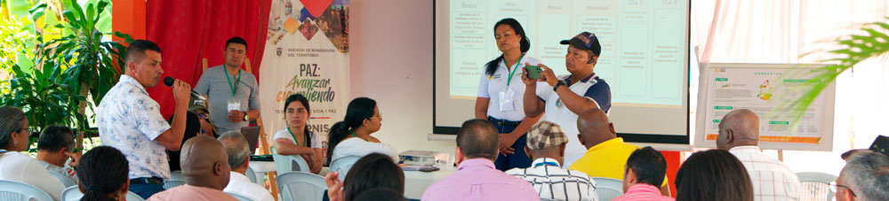Comunidades PDET participando en reunión de trabajo