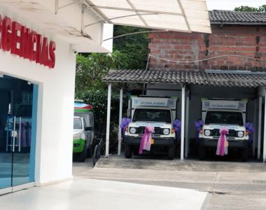 Dos ambulancias en Chigorodó