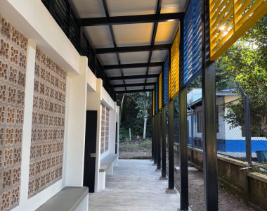 Pasillo de la Escuela La Holanda