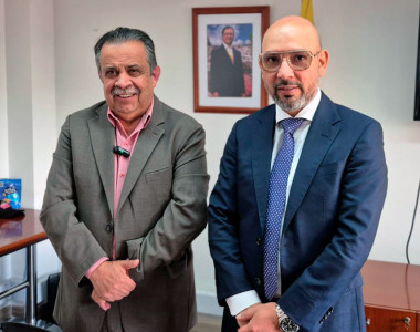 Director de la ART junto al gobernador de Putumayo