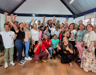 Director de la ART con comunidades del Sur del Tolima