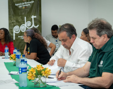 Director de la ART y comunidades de Urabá Antioqueño en actualización de PATR