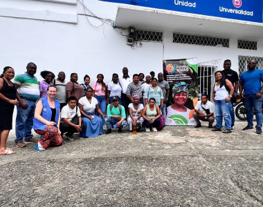 Comunidades de Pacífico Medio en socialización 