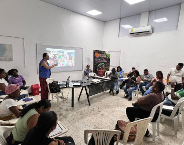 Comunidades de Pacífico Medio en socialización 