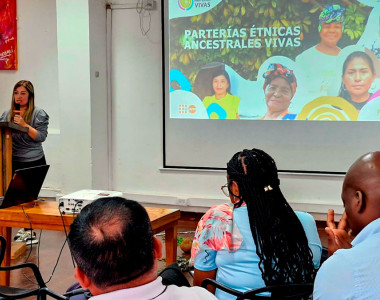 Parteras de Pacífico Medio en cierre del proyecto