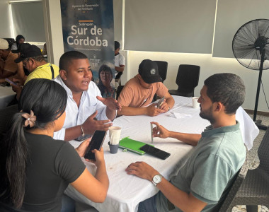 Integrantes de mesa comunitaria de Puerto Libertador
