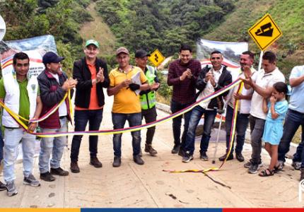ART entrega vía en el Catatumbo
