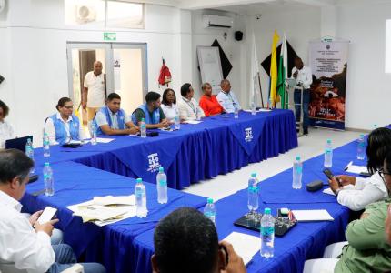 Empresarios y delegados gubernamentales en el lanzamiento de la Mesa Subregional de Obras por Impuestos en Pacífico y Frontera Nariñense.