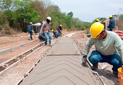 La ART supervisa obras de infraestructura vial en Montes de María para mejorar el acceso a zonas rurales