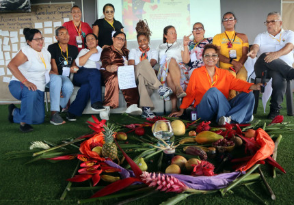 Comunidad de apartadó participando en el encuentro de género, mujeres rurales y diversidades