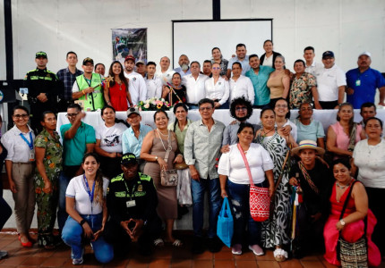 Comunidades del Sur de Tolima participando en la actualización de los PATR