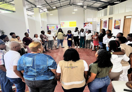 Mujeres del Pacífico Medio fortalecen agenda de género y paz en encuentro subregional realizado en Buenaventura