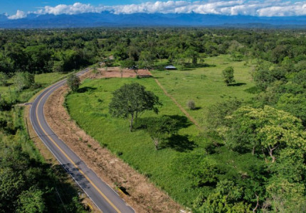 El Gobierno Nacional entrega 16 km pavimentados de la vía la Marginal de la Selva en Saravena, Arauca