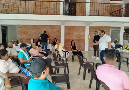 Integrantes de la mesa comunitaria de Rioblanco