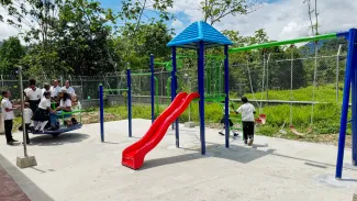 Rodadero infantil en el Centro Educativo San Onofre