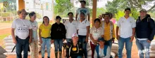 Cacaocultores del Sur de Bolívar recibiendo insumos