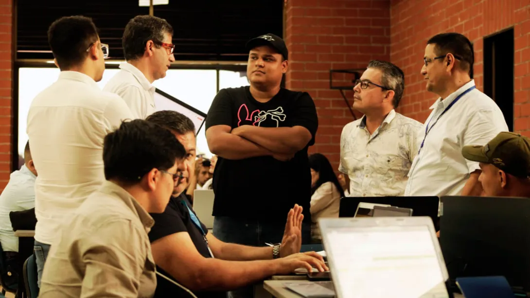 Gobierno del Cambio fortalece capacidades en Caquetá y Huila para la gestión de regalías en municipios PDET