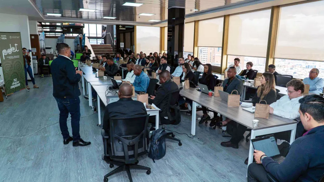 Gobernadora, alcaldes, empresarios y entidades nacionales participando en la Segunda Mesa de Obras por Impuestos de la subregión PDETE y ZOMAC del Chocó.