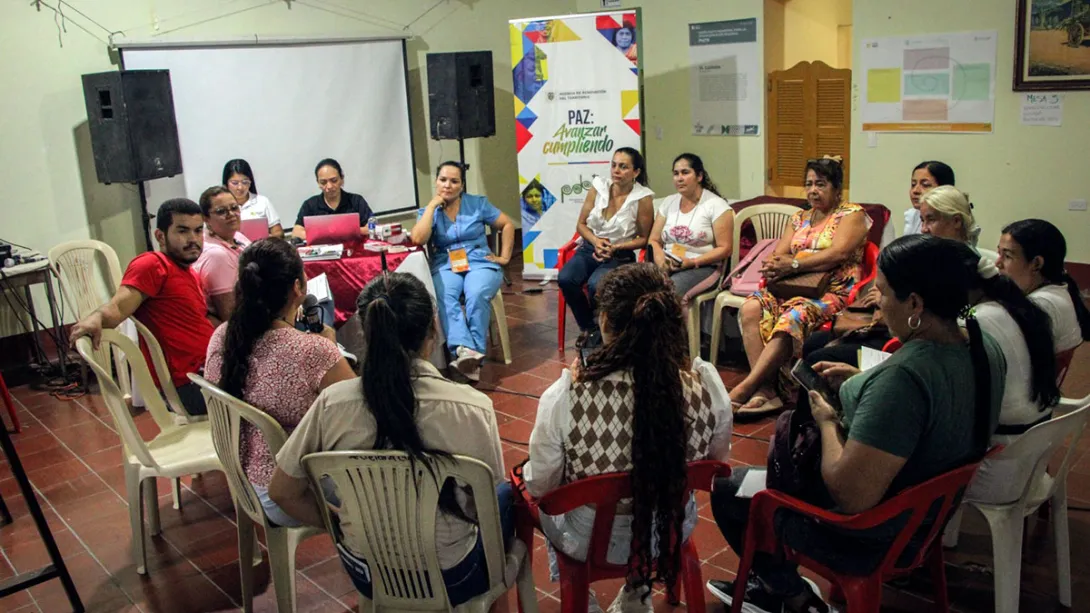 Empoderamiento de la mujer rural y la población LGBTIQ en Colombia: Un camino hacia la paz