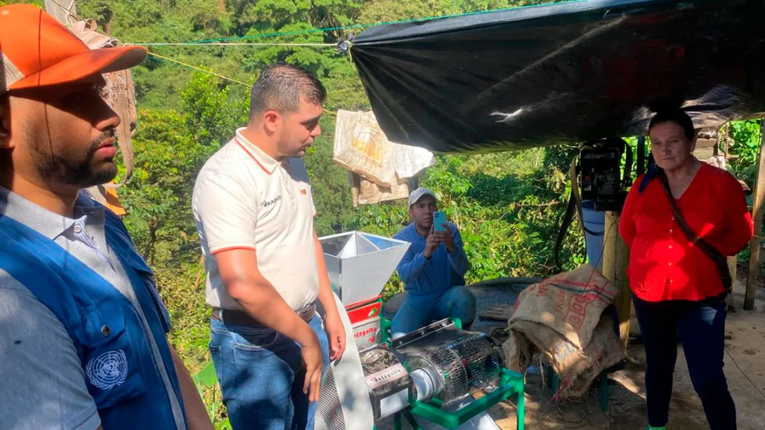 Comienzan pruebas con tecnología que disminuirá el gasto de agua en producción del café