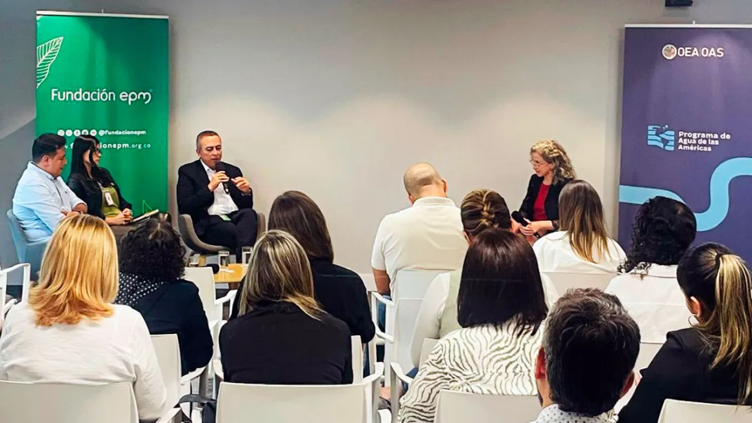 ART destaca el papel de Obras por Impuestos en la transformación de Antioquia durante su participación en Foro académico