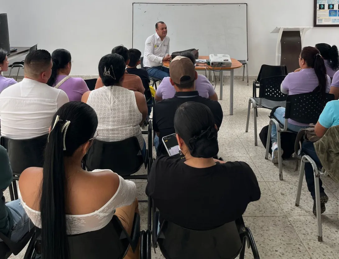 Comunidades del sur de Tolima en la socialización del proyecto 