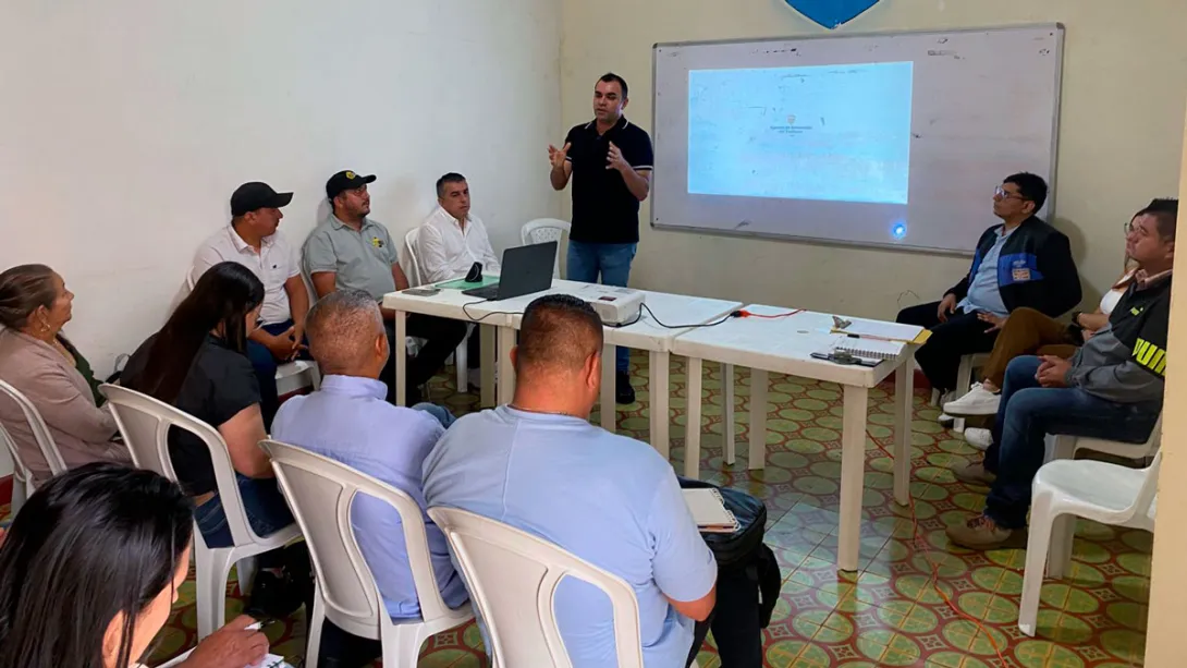 Comunidades de Teorama en socialización del proyecto