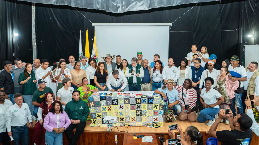 Comunidades de Bajo Cauca y Nordeste antioqueño en actualización de los PATR