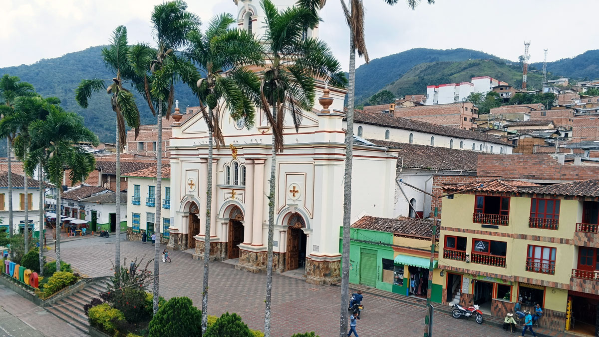 Parque principal de Ituango, Antioquia