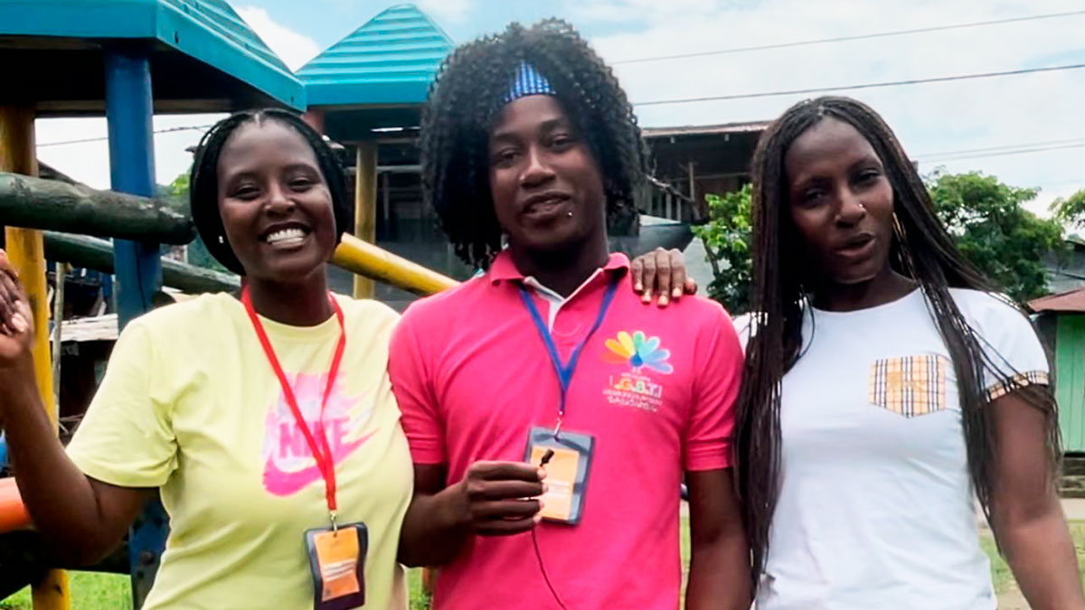 Tres jóvenes afro de la subregión de Pacífico y Frontera Nariñense