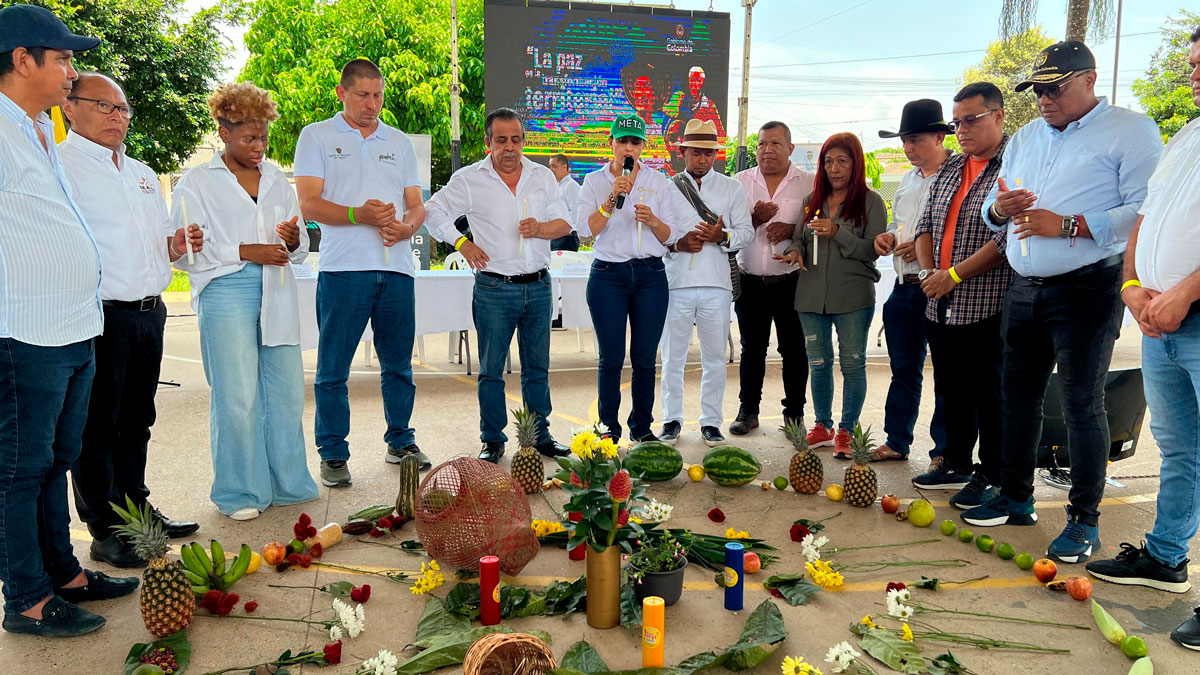 Director Raúl Delgado con comunidades de Macarena-Guaviare en la actualización de los PATR